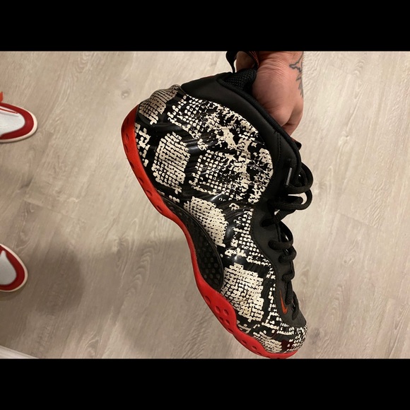 nike foamposite - Picture 7 of 7